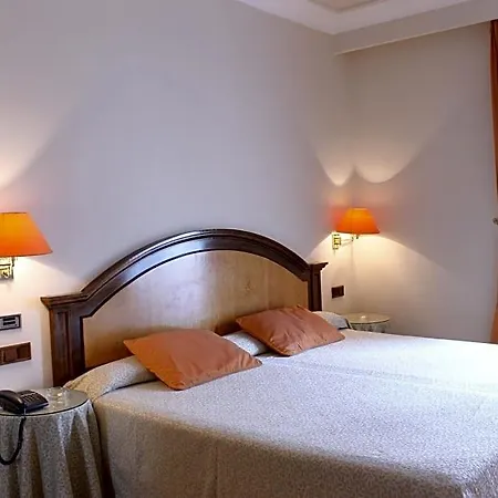 Monterrey Hotel