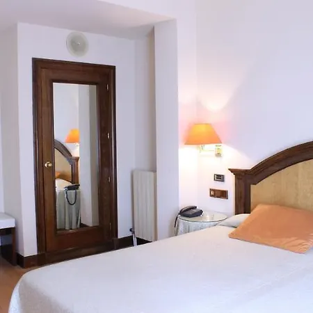 Monterrey ホテル 3*